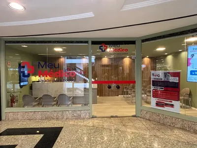 Recepção acolhedora da clínica Meu Médico em Taguatinga